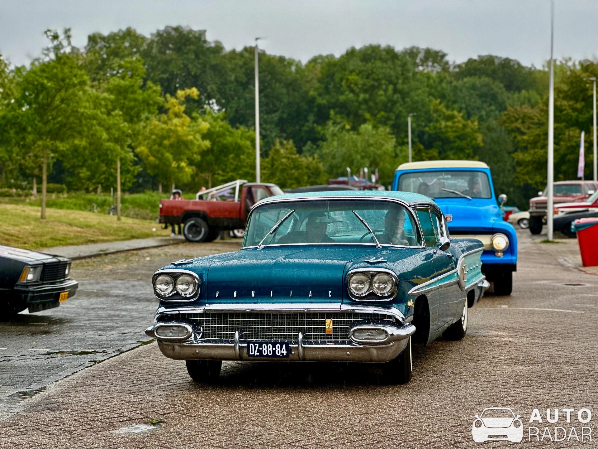 Pontiac Star Chief spotted in Hellevoetsluis