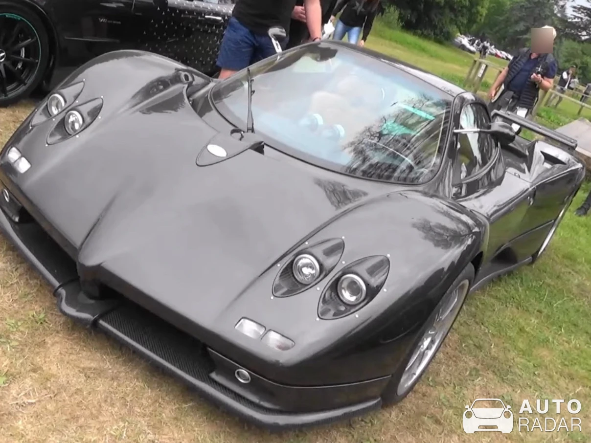 Pagani Zonda C12 S 7.3 Monza spotted in Chichester