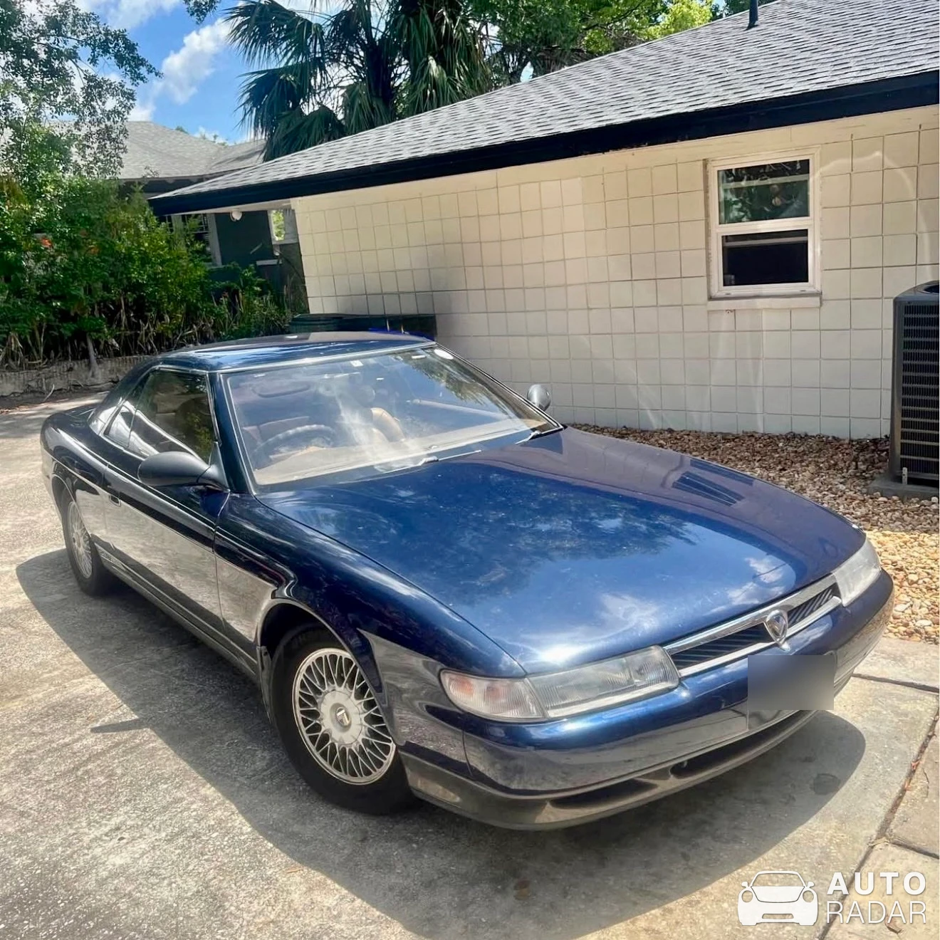 Mazda Eunos Cosmo spotted in Tavares