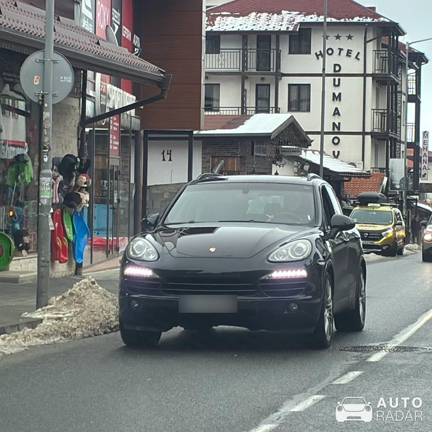 Porsche Cayenne spotted in Bansko, Bulgaria