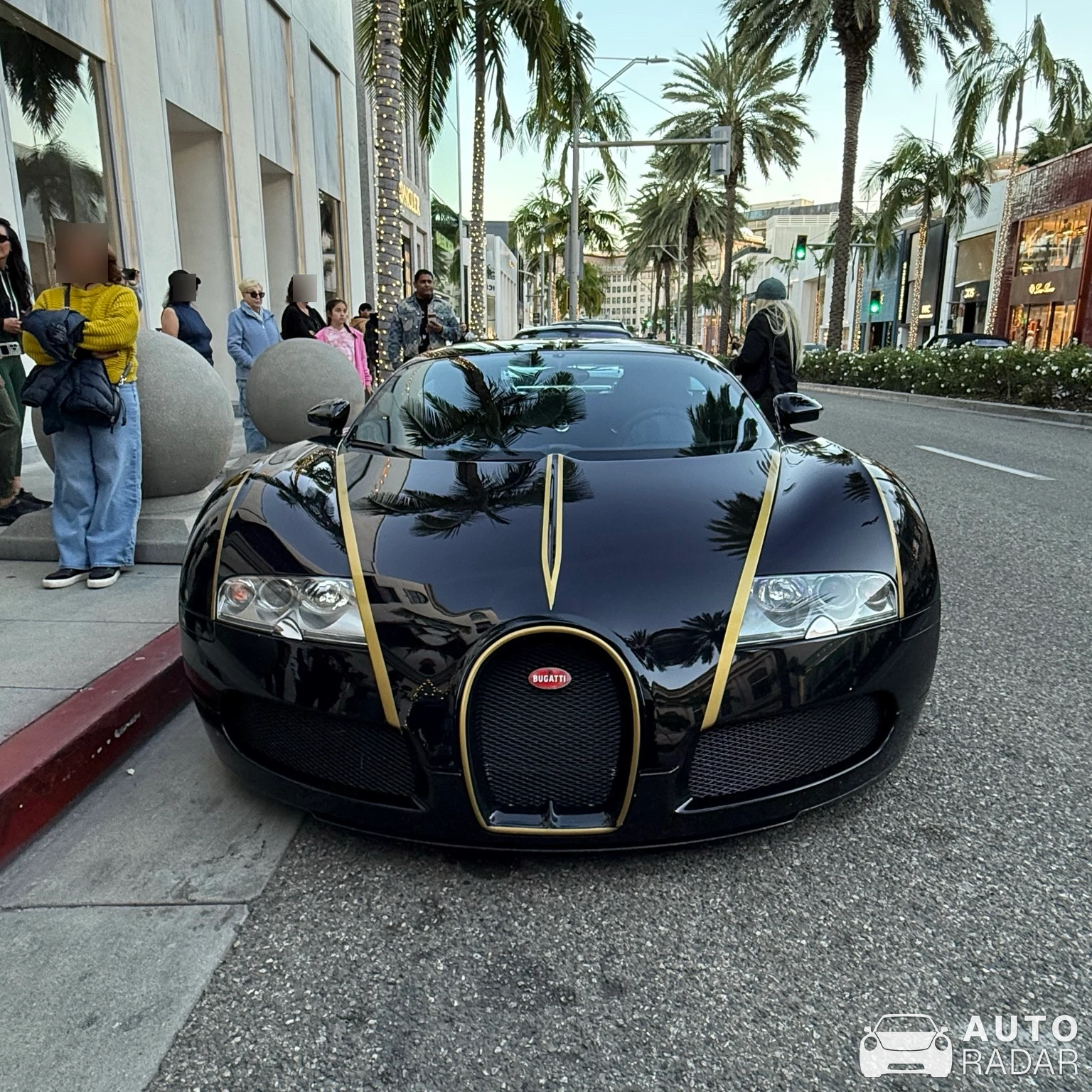Bugatti Veyron 16.4 spotted in Beverly Hills, United States