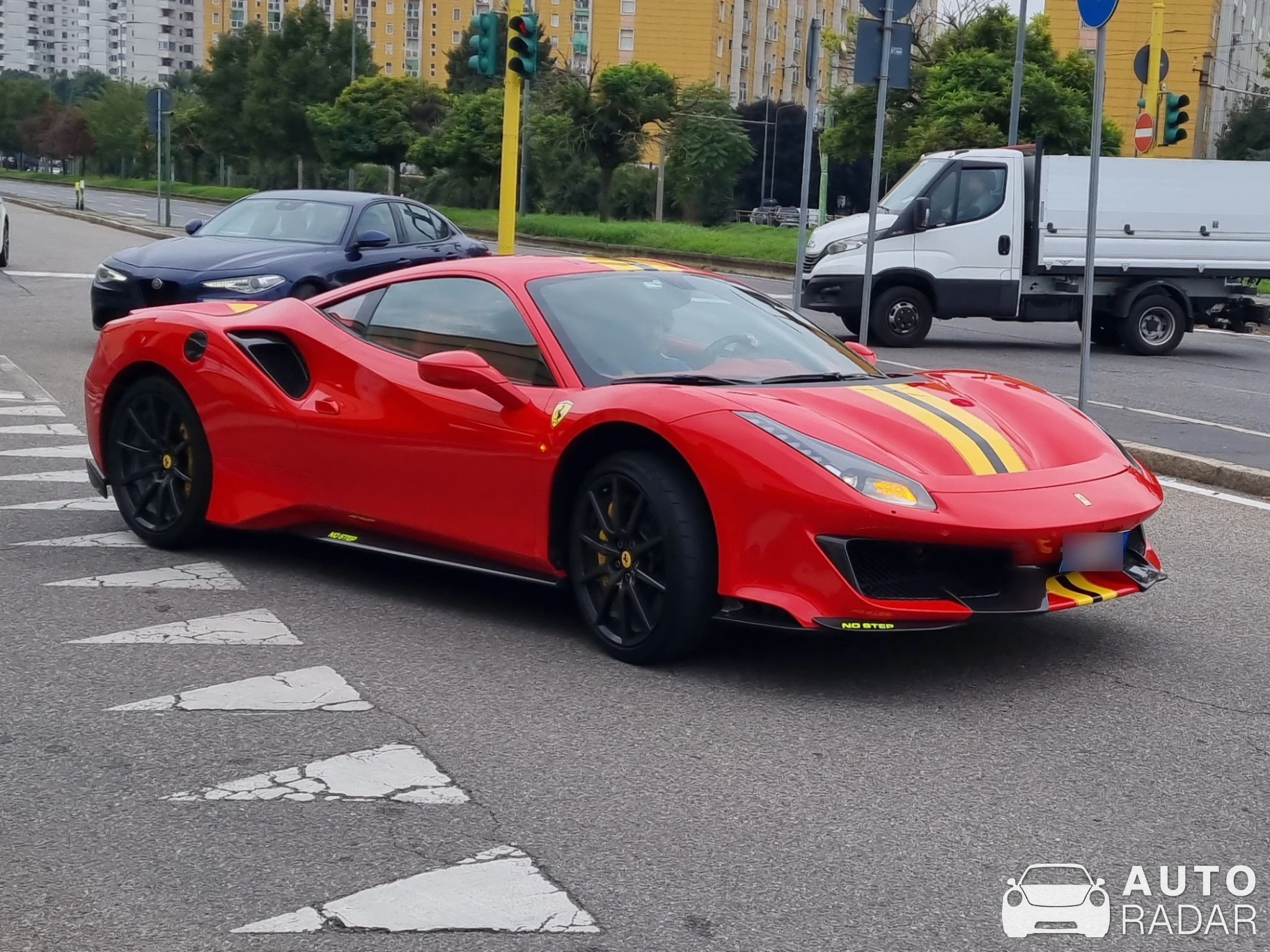 Ferrari 488 Pista spotted in Città metropolitana di Milano, Italia