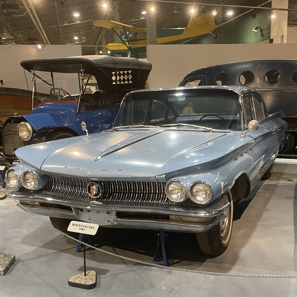 Buick Electra 225