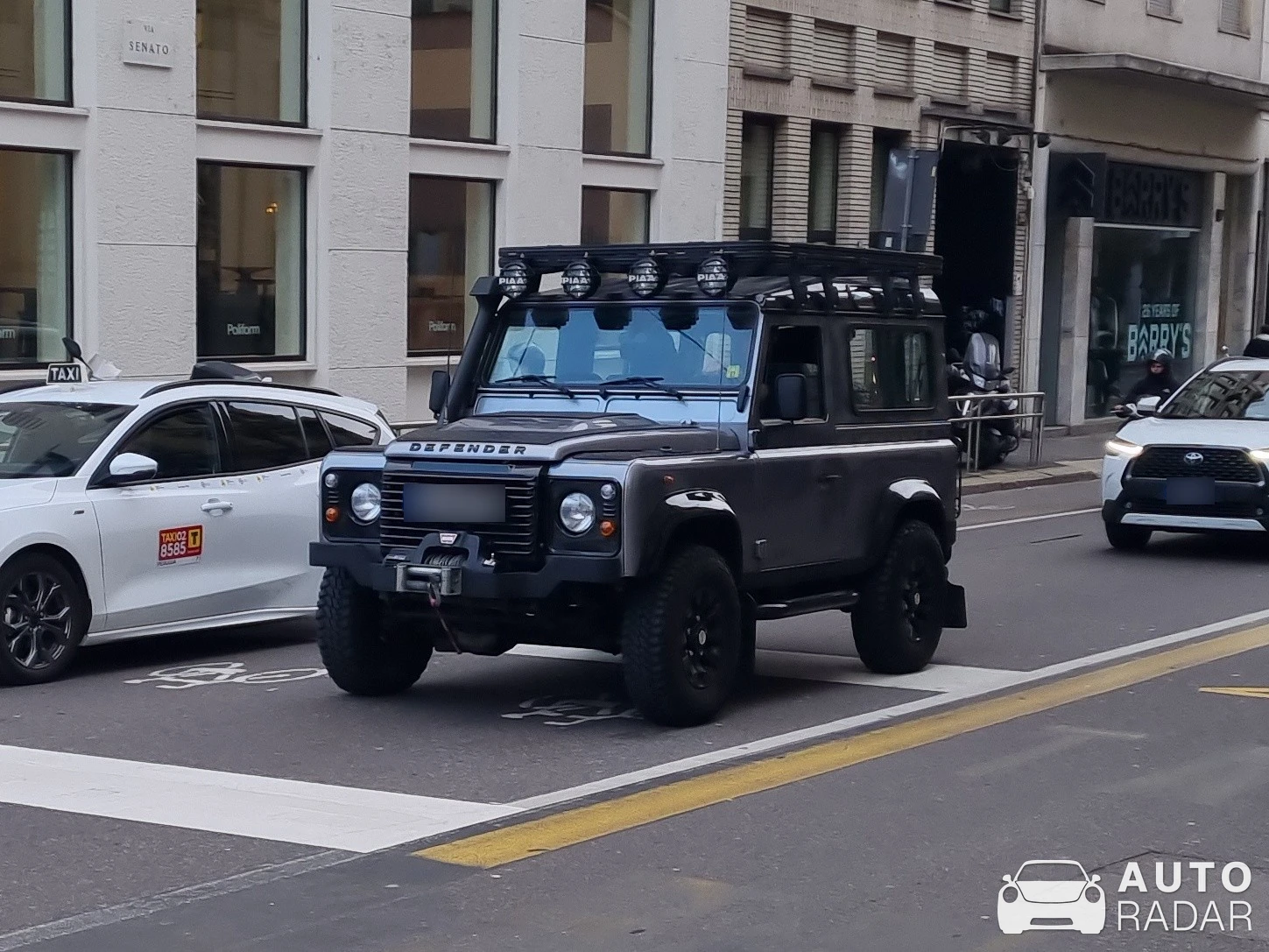 Land Rover Defender spotted in Milano, Italy