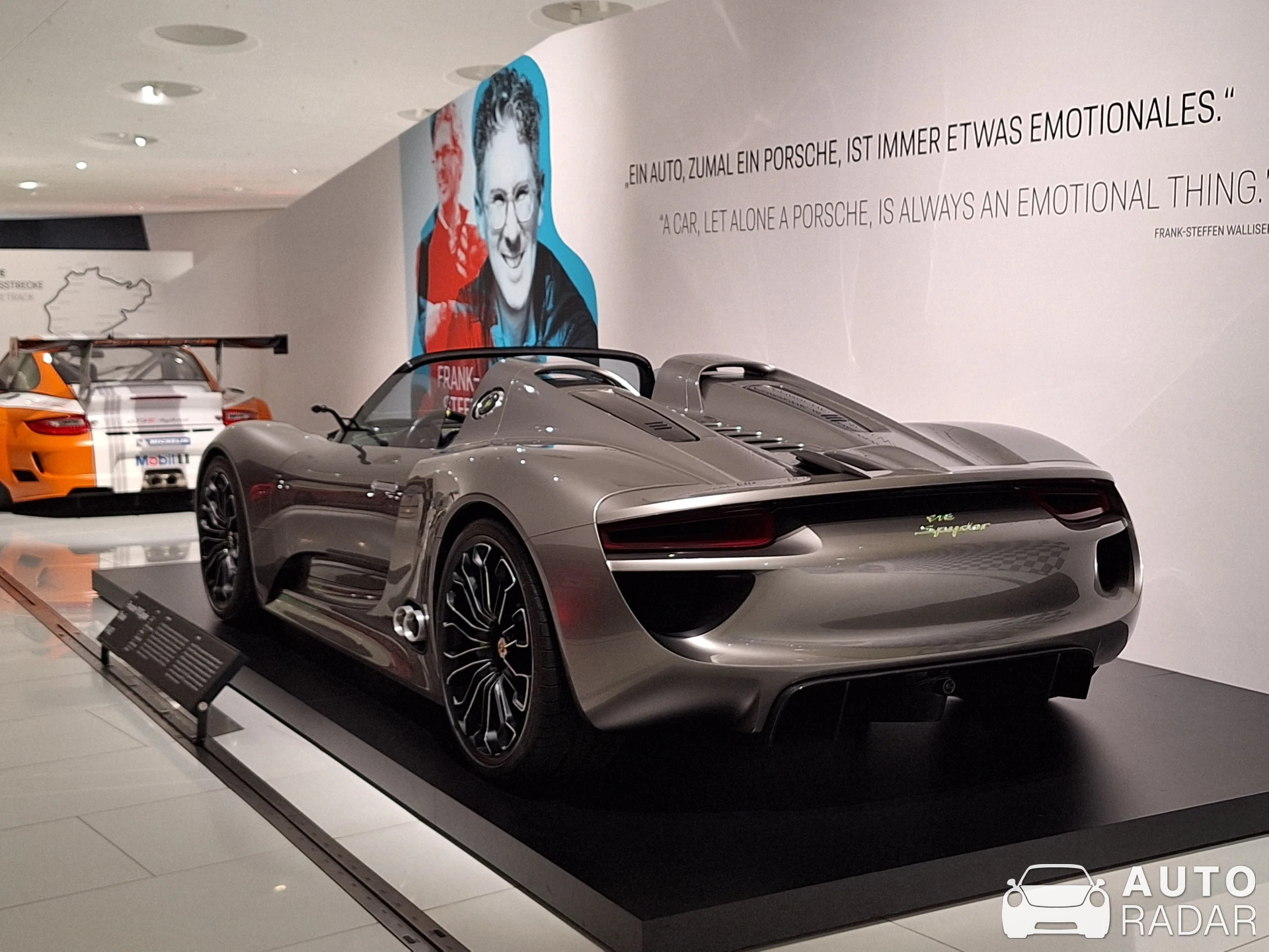 Porsche 918 Spyder Studie spotted in Stuttgart, Germany