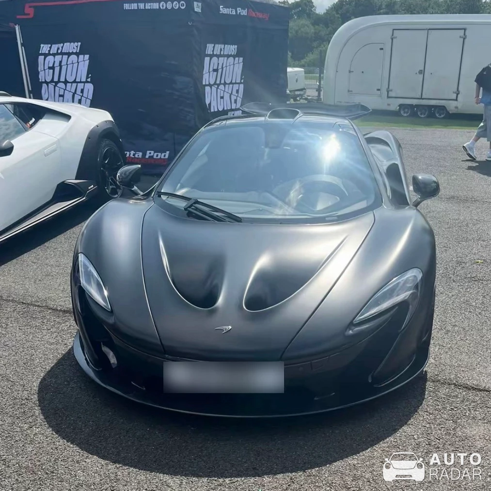 McLaren P1 spotted in Livet-et-Gavet