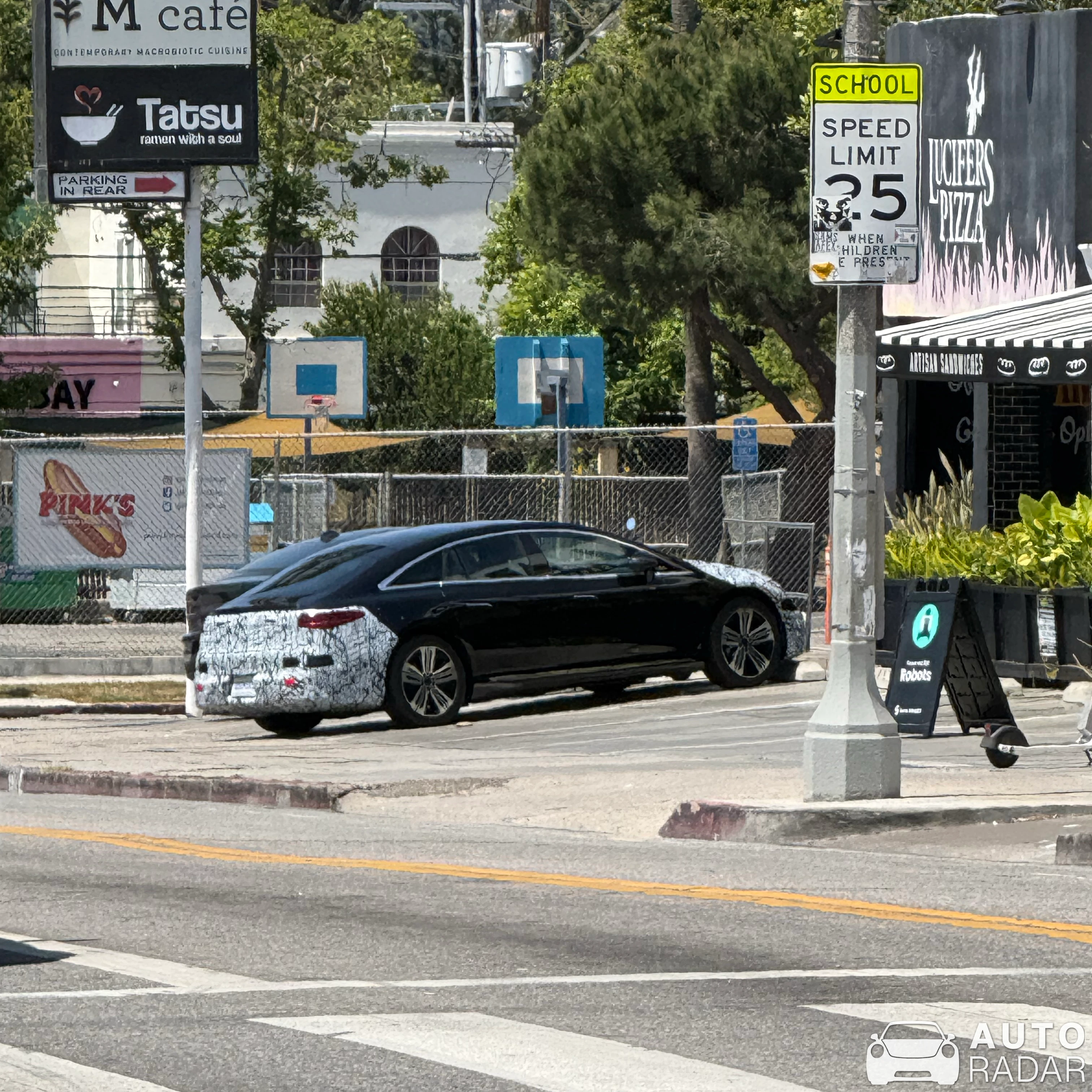 Mercedes-Benz EQS spotted in Los Angeles