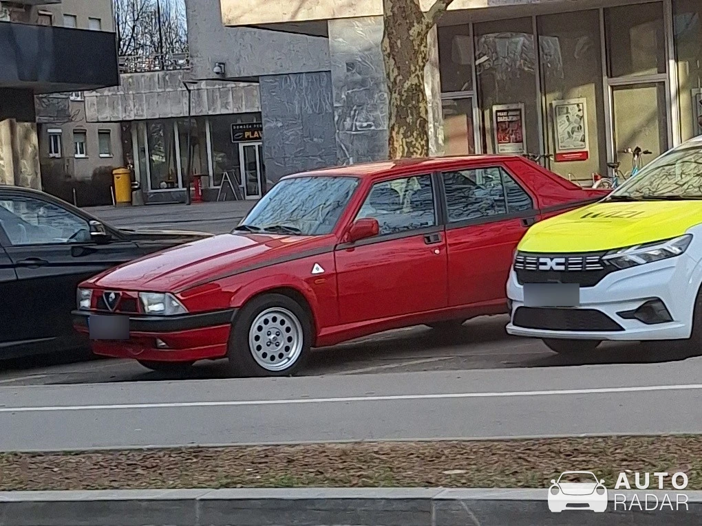 Alfa Romeo 75 3.0 V6 spotted in Ljubljana