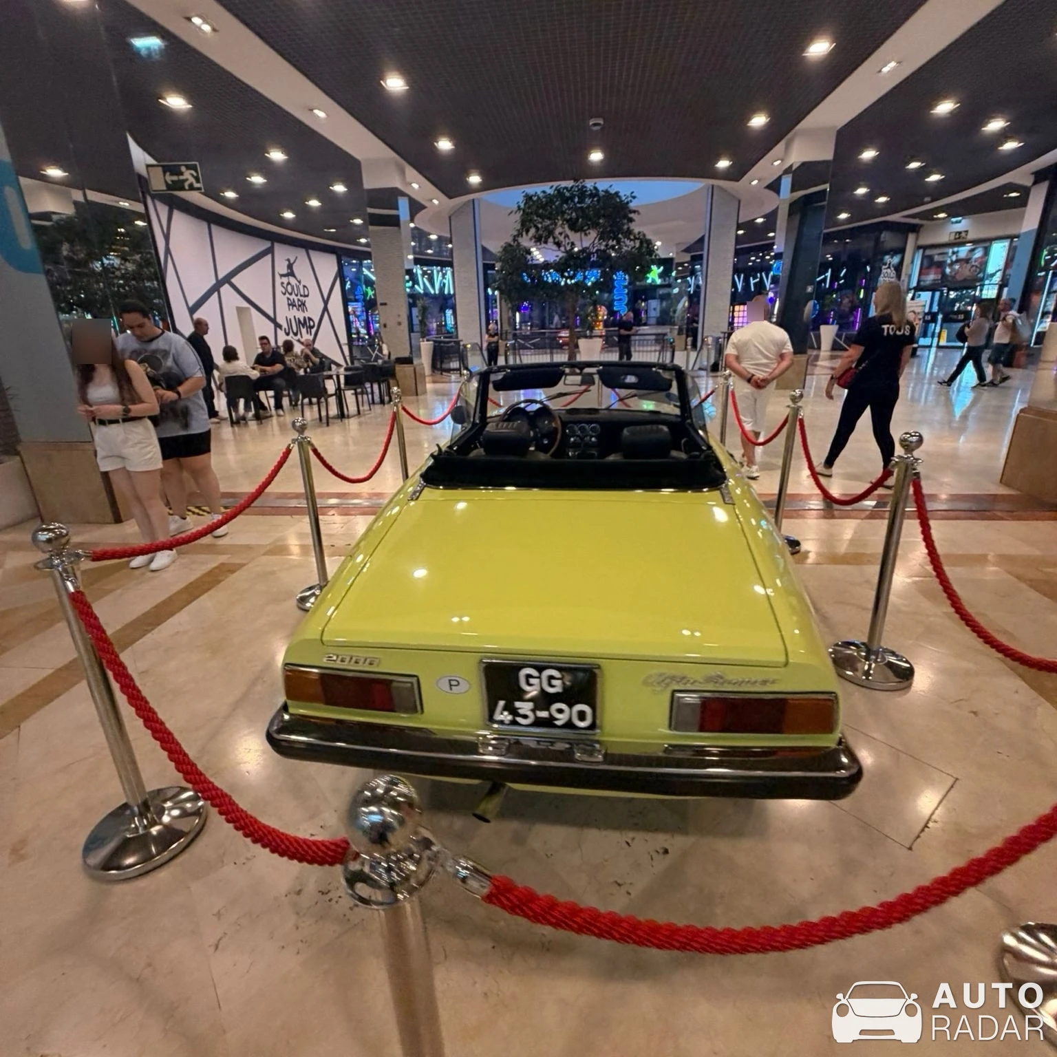Alfa Romeo 2000 Spider Veloce spotted in Rio Tinto