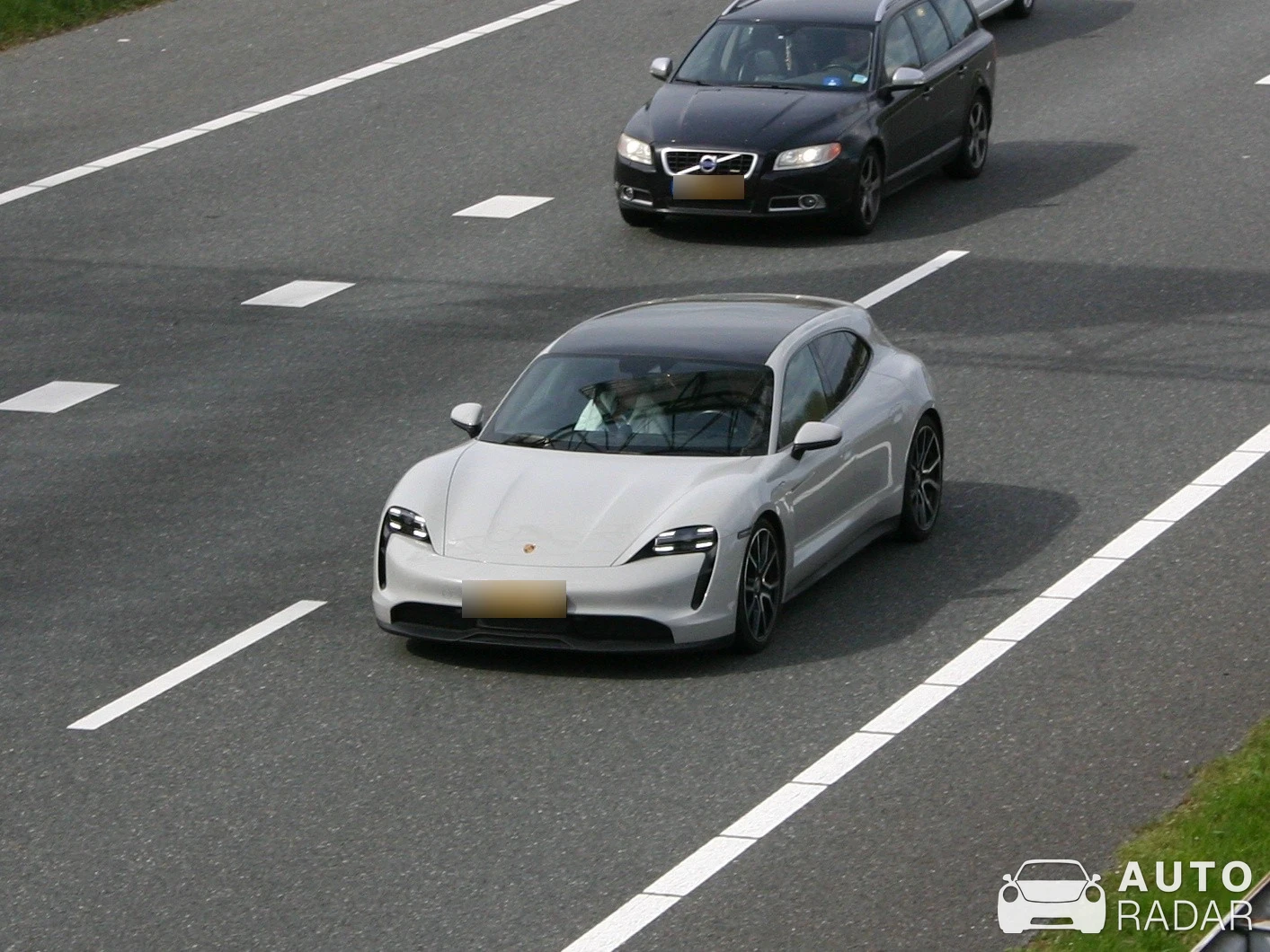 Porsche Taycan 4S Sport Turismo spotted in Hengelo