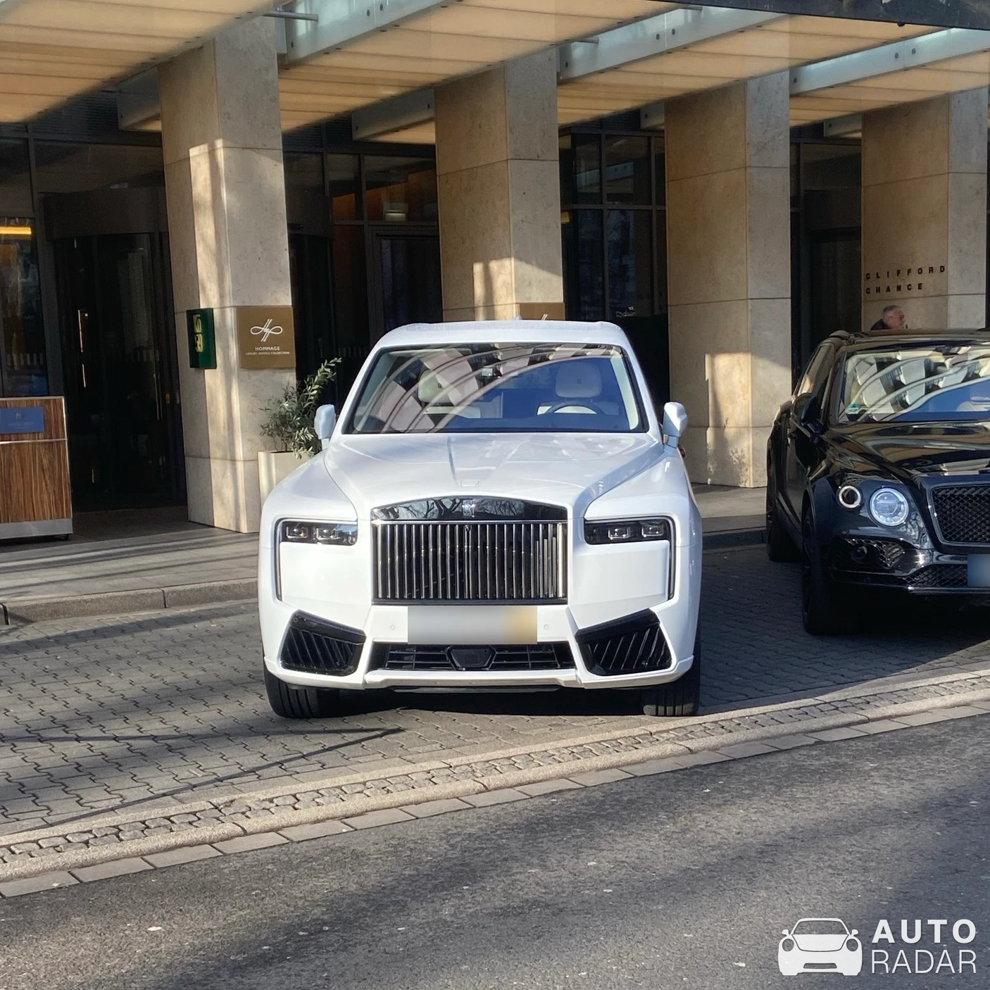 Rolls-Royce Cullinan Series II Black Badge spotted in Düsseldorf, Deutschland