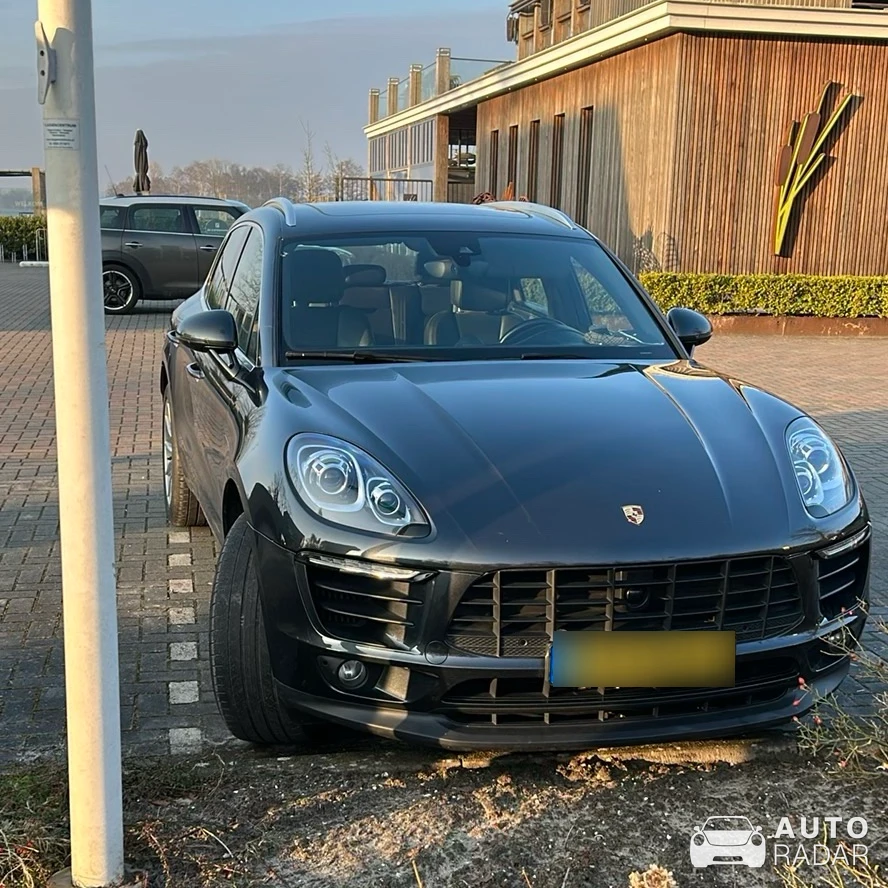 Porsche Macan GTS spotted in Groningen