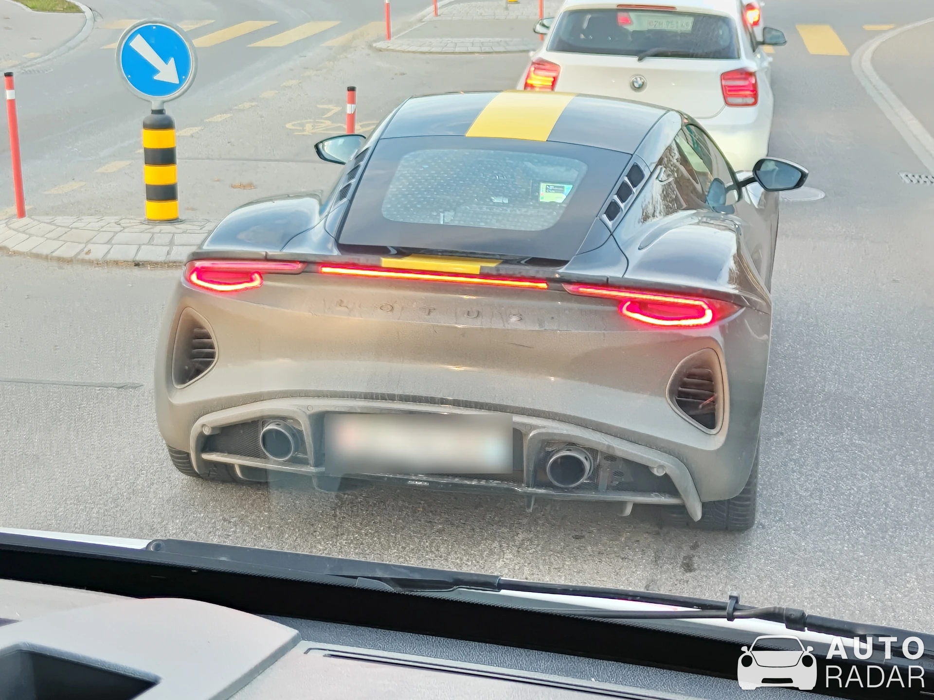Lotus Emira V6 spotted in Neftenbach, Schweiz
