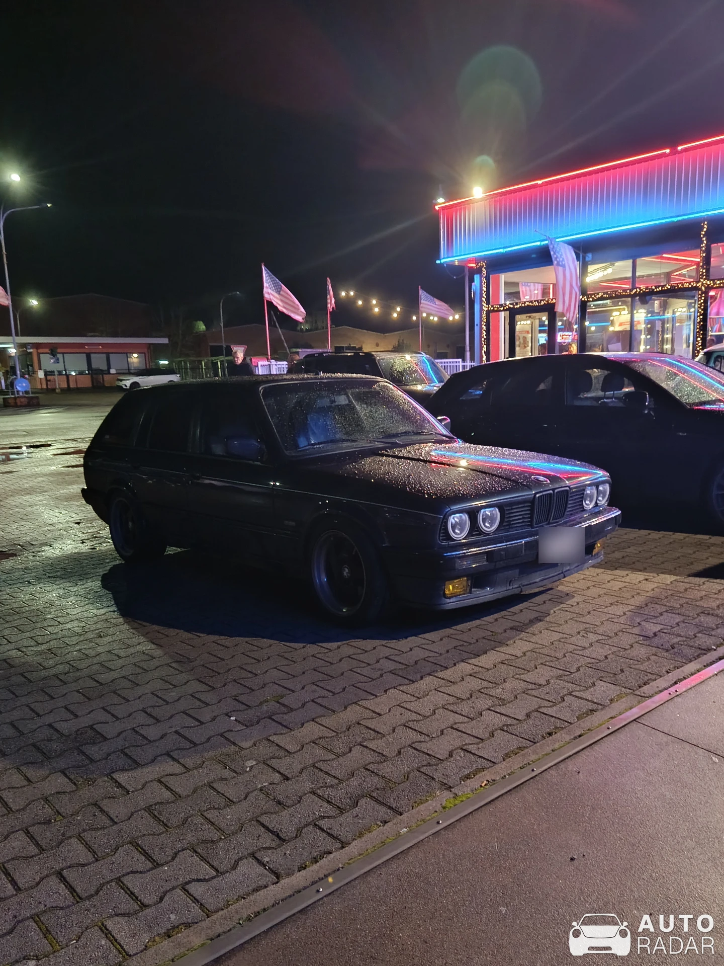 BMW 3 series E30 Touring spotted in Figline e Incisa Valdarno