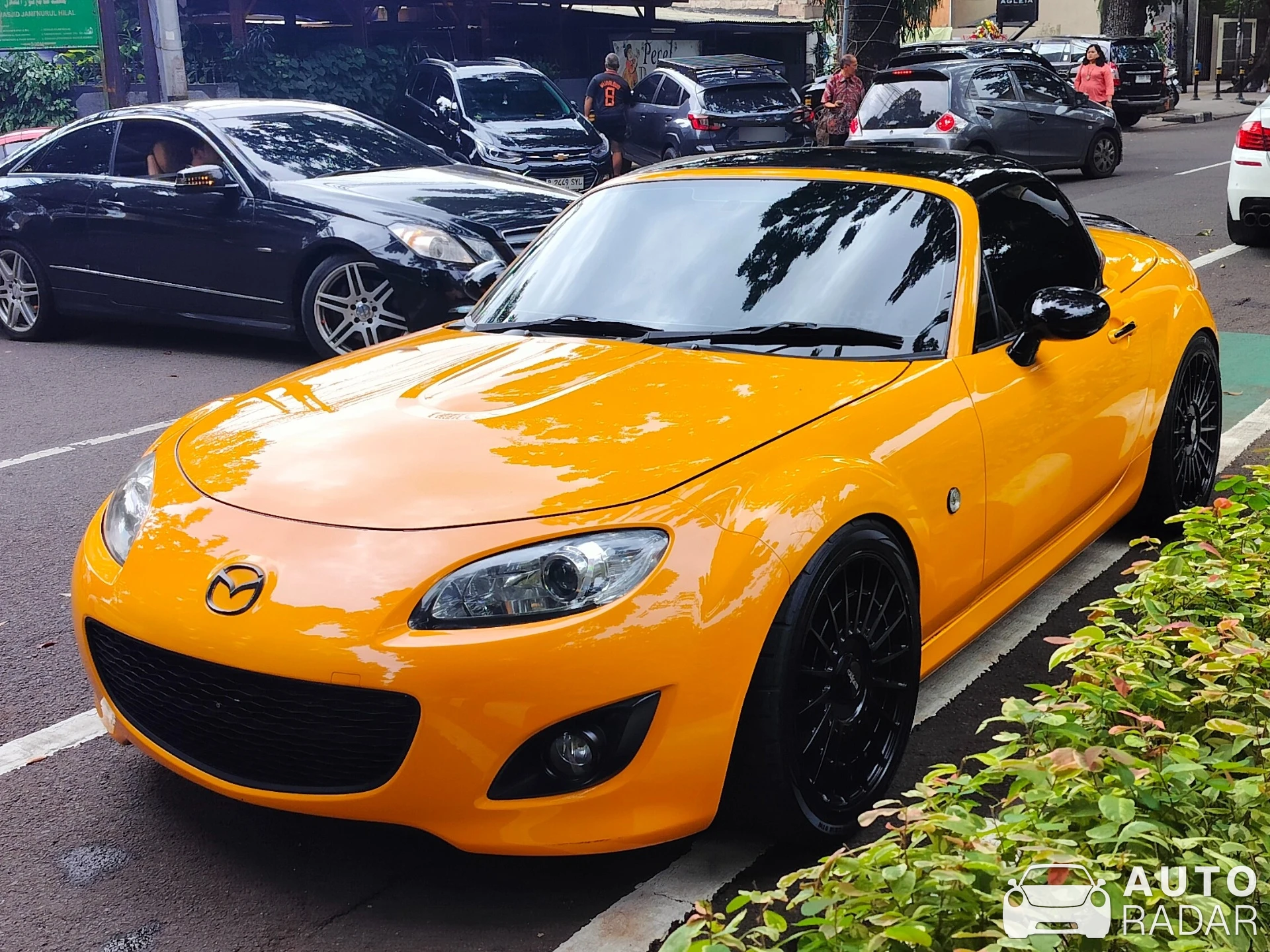 Mazda MX-5 spotted in Kota Jakarta Selatan, Indonesia