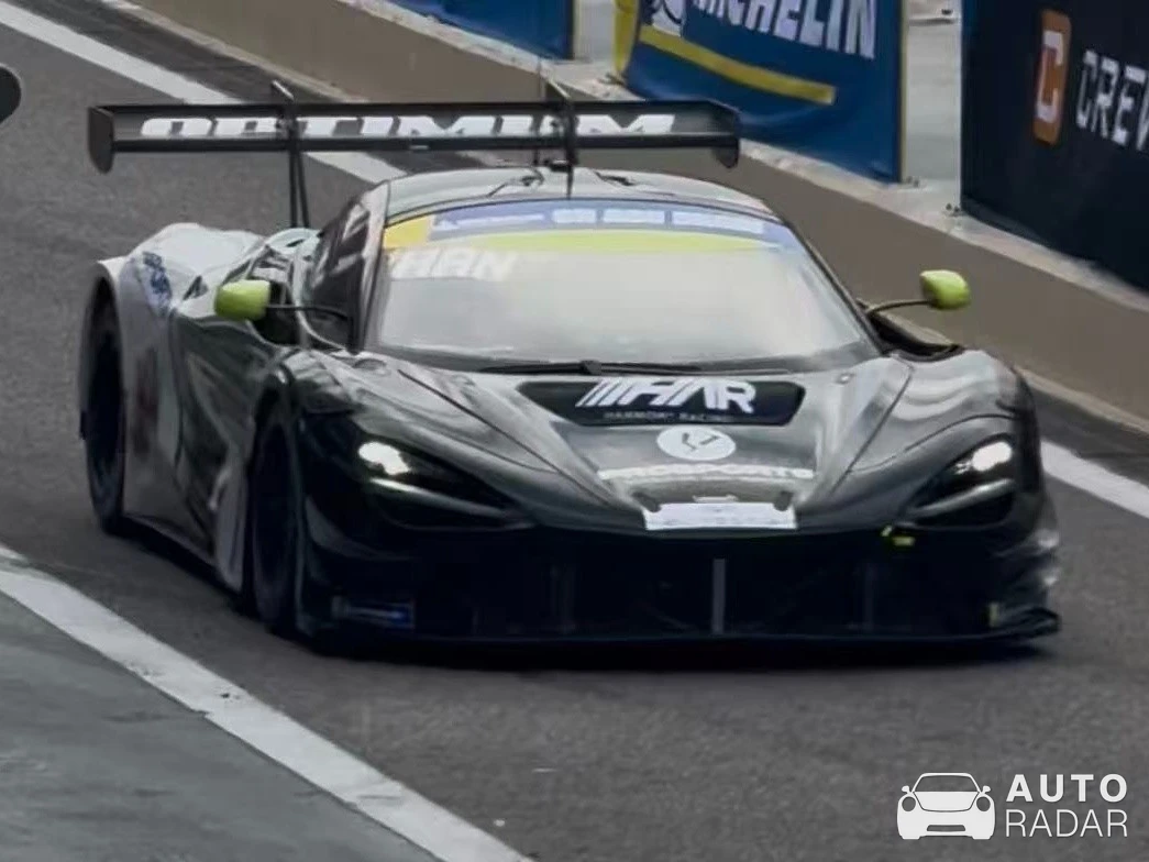 McLaren 720S GT3 spotted in Abu Dhabi