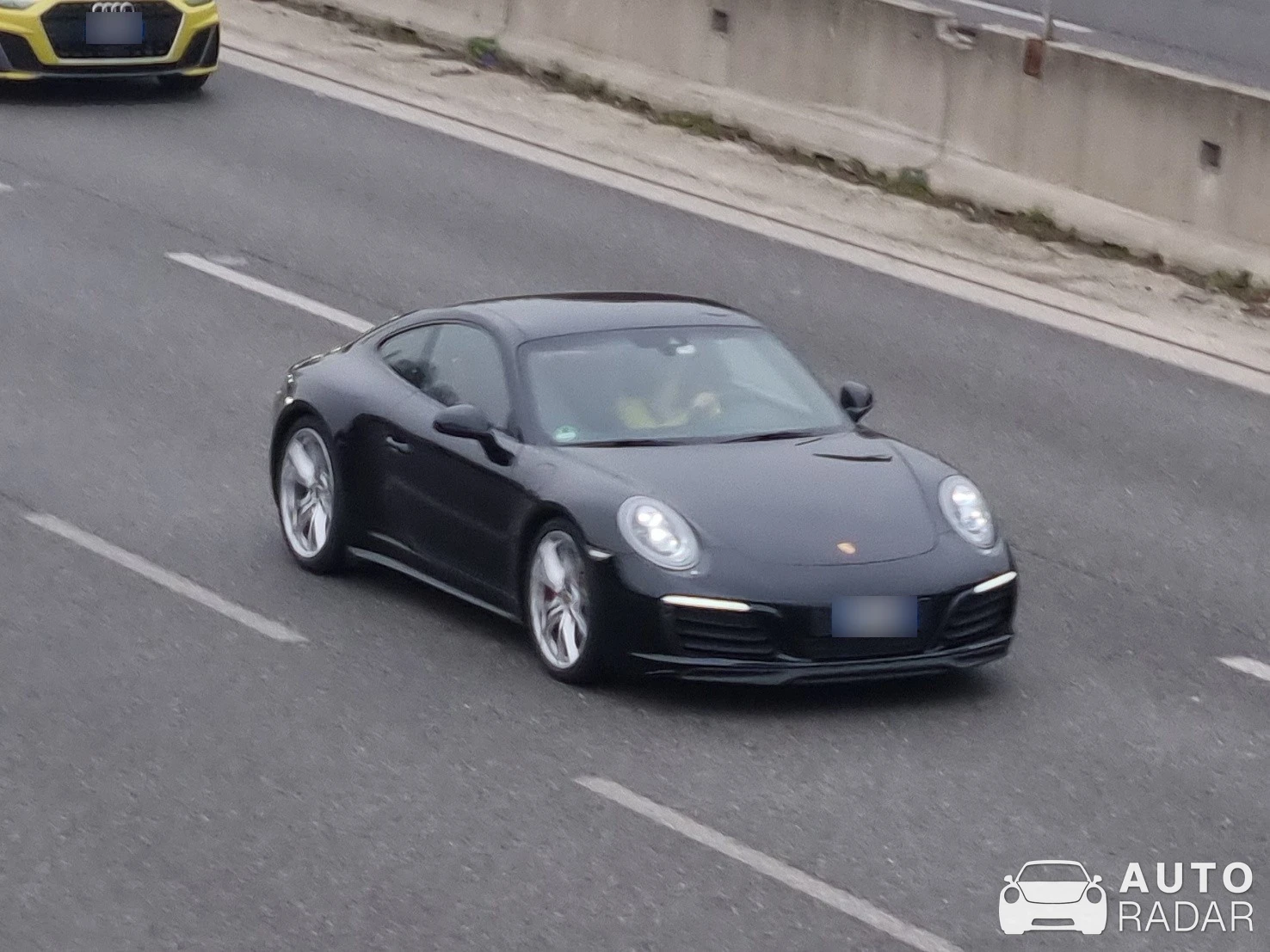 Porsche 991 Carrera 4S MkII spotted in Milano, Italy