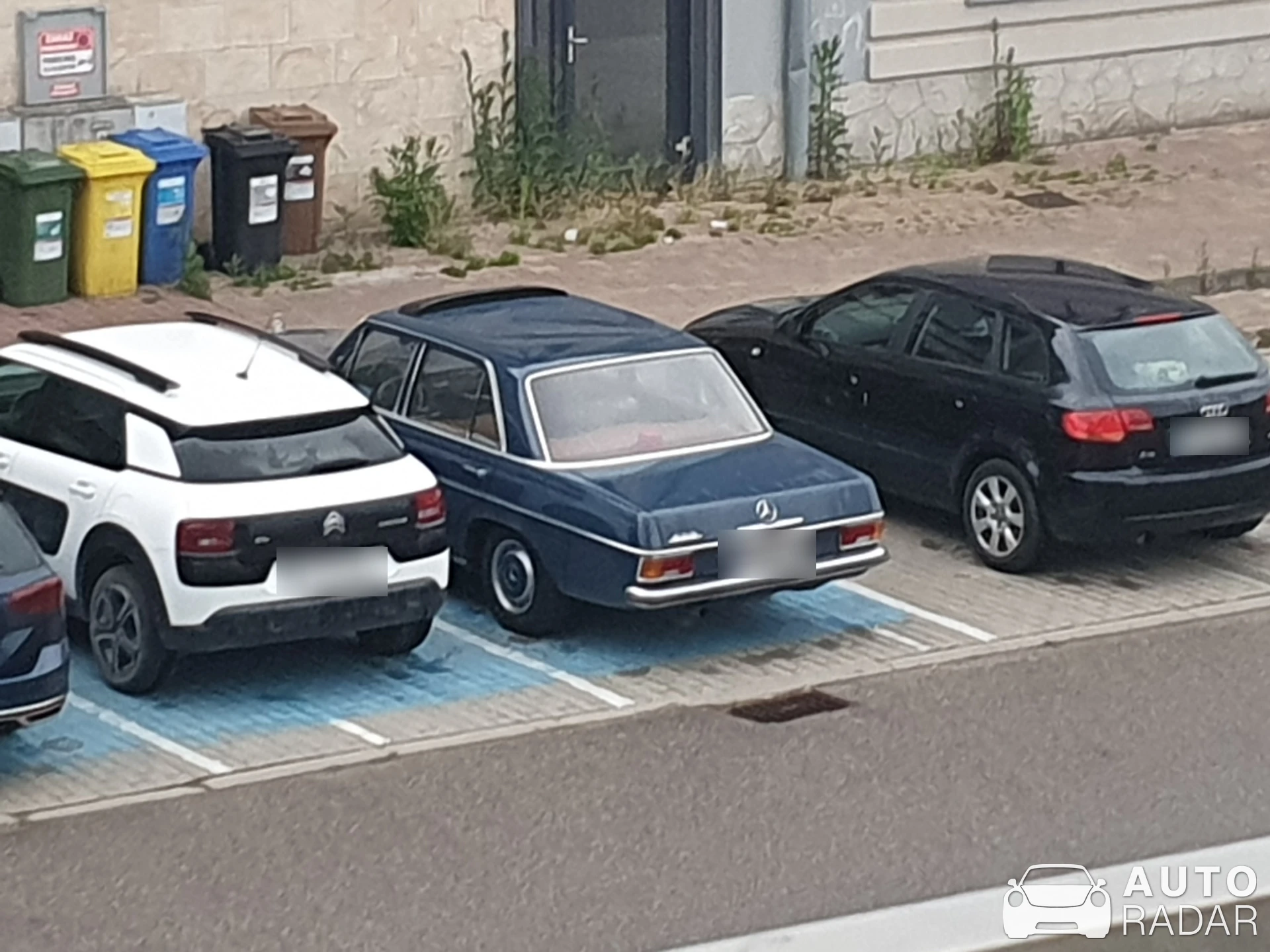 Mercedes-Benz E-Klasse W115 spotted in Giżycko
