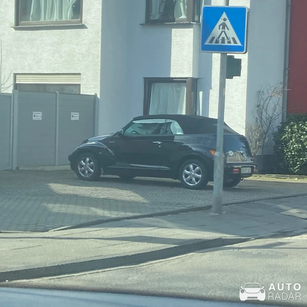 Chrysler PT Cruiser Cabrio spotted in Bad Honnef