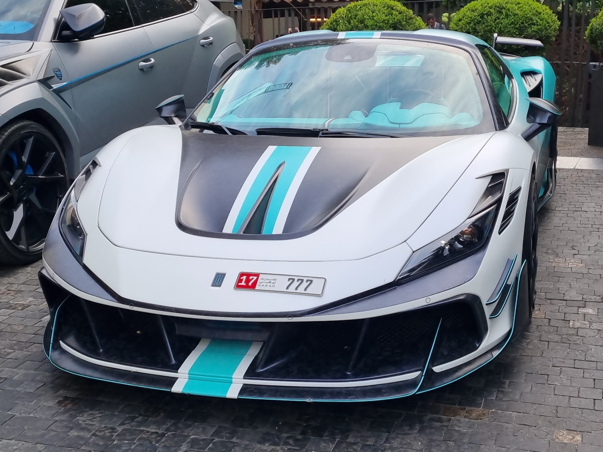 Ferrari F8 Spider Mansory F8XX Tempesta Turchese