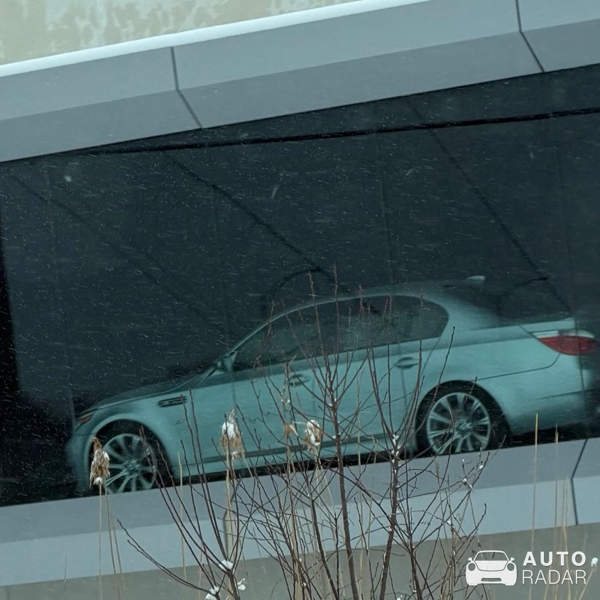 BMW M5 E60 2007 spotted in Terrebonne