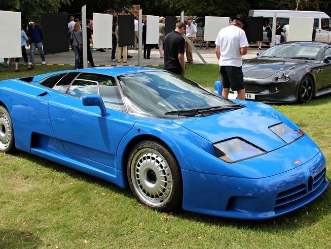 Bugatti EB110 GT