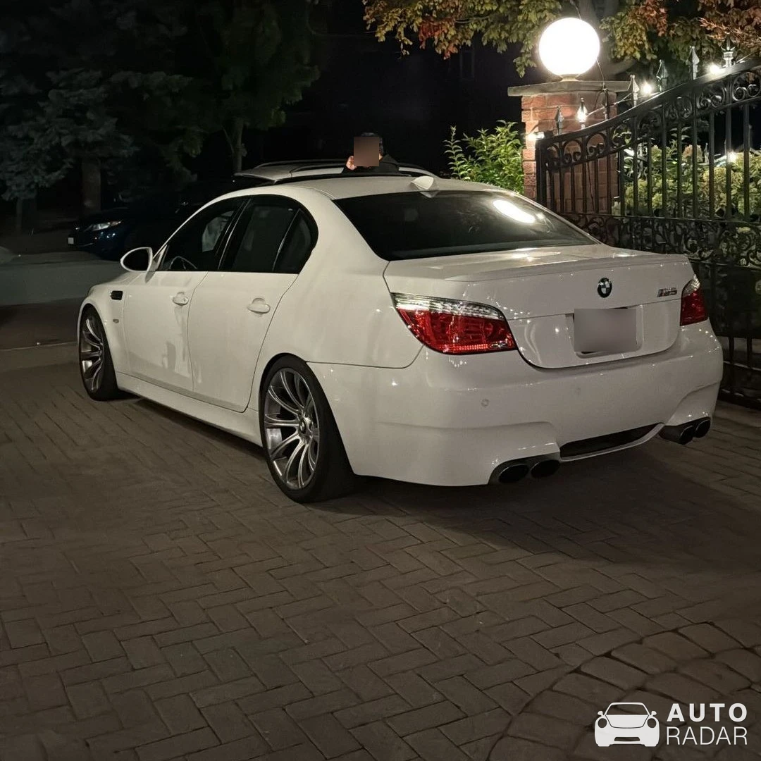 BMW M5 E60 2007 spotted in Desenzano del Garda, Italy