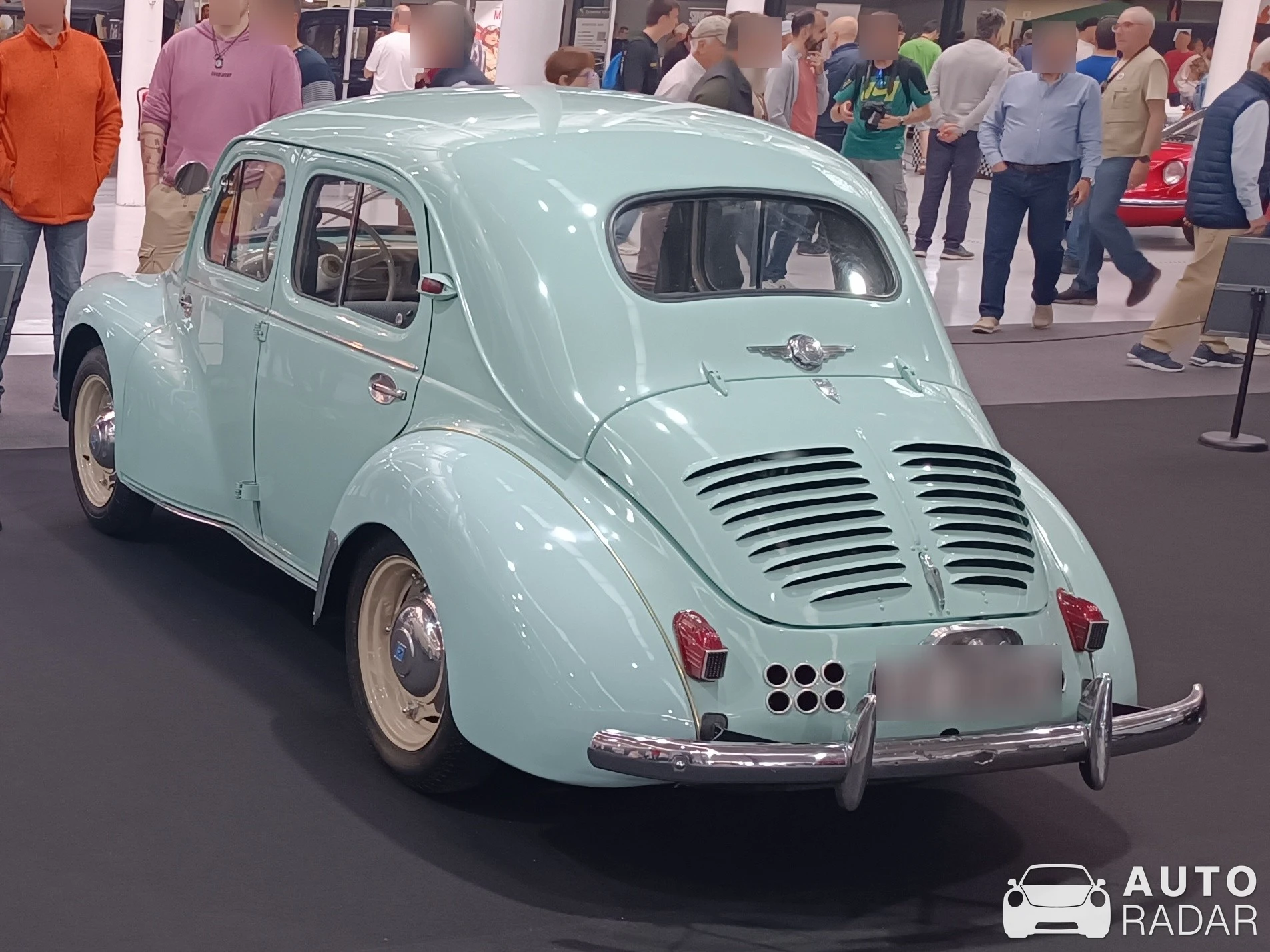 Renault 4CV spotted in Valladolid