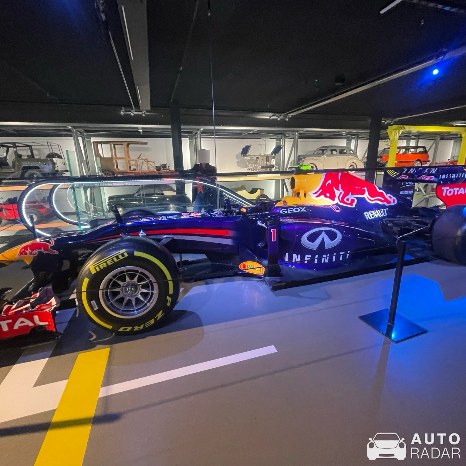 Red Bull Racing RB9 spotted in Davos, Schweiz