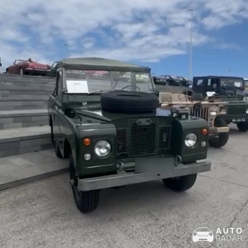 Land Rover Range Rover Series 1 spotted in Funchal