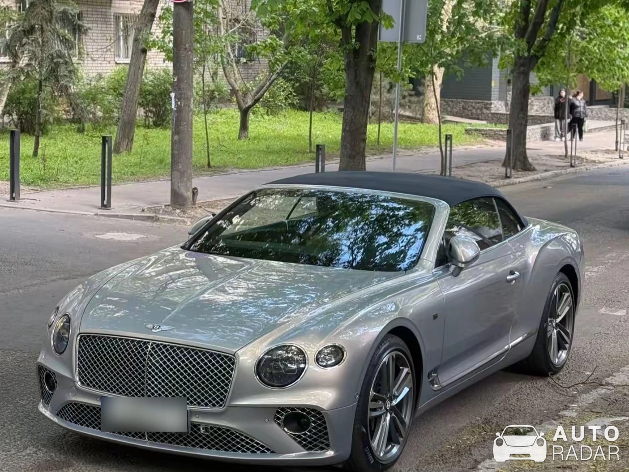 Bentley Continental GT V8 spotted in Dnipro