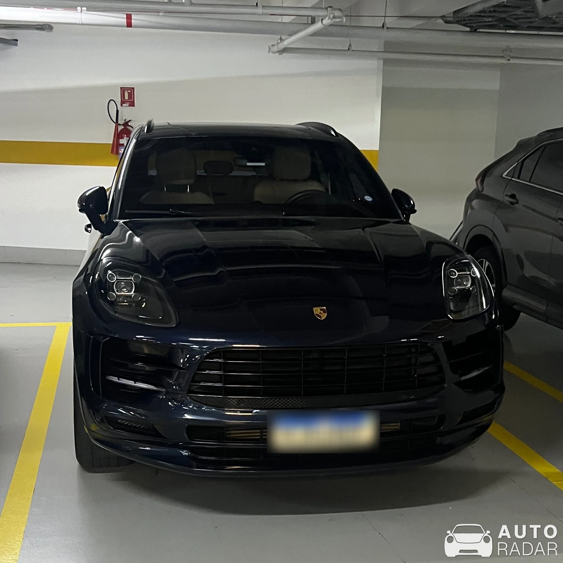 Porsche Macan spotted in Barra da Tijuca, Brazil