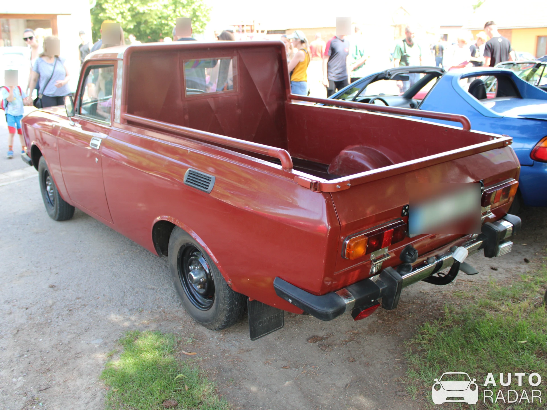 Moskvitch 412 spotted in Skalice