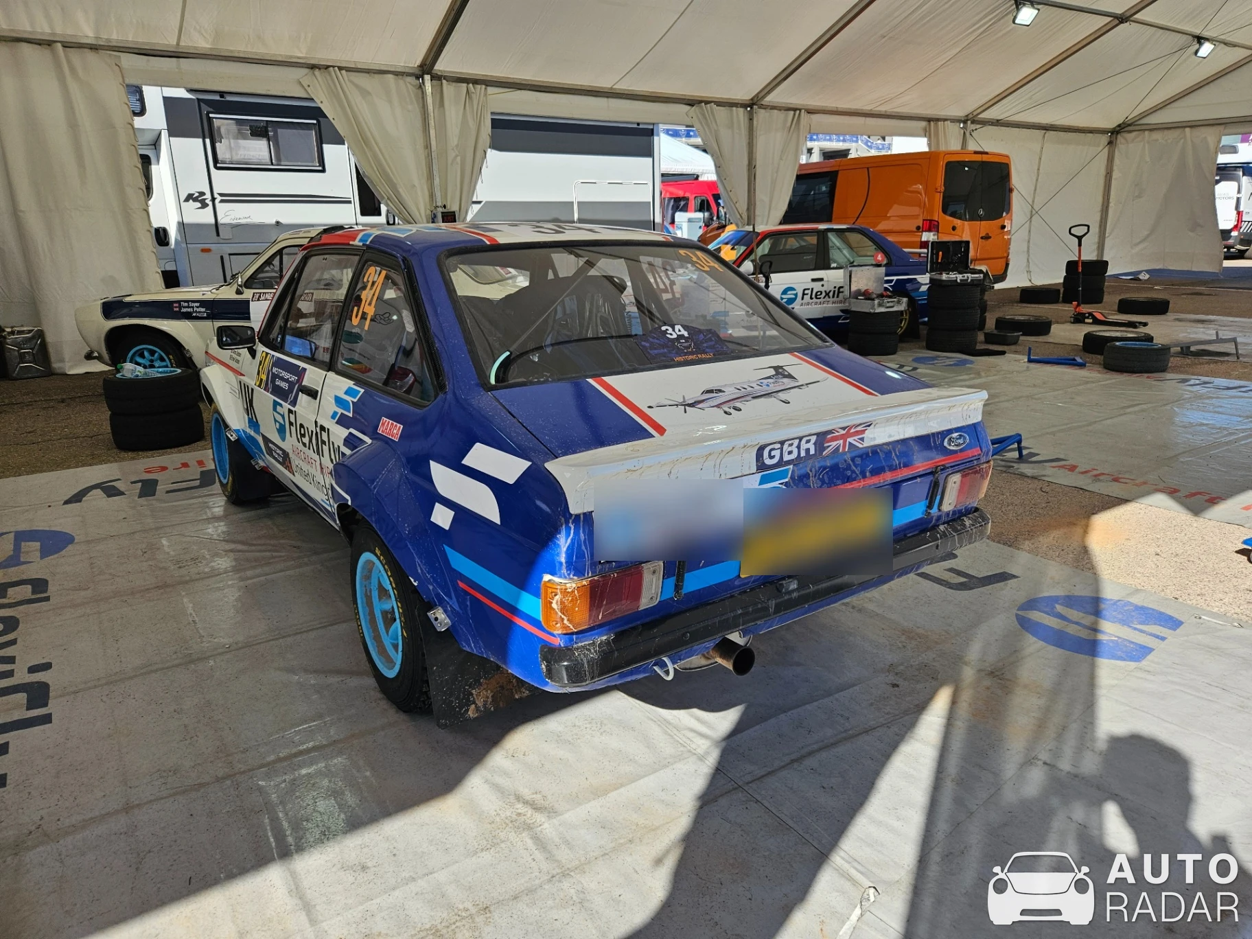 Ford Escort RS1800 spotted in Cheste