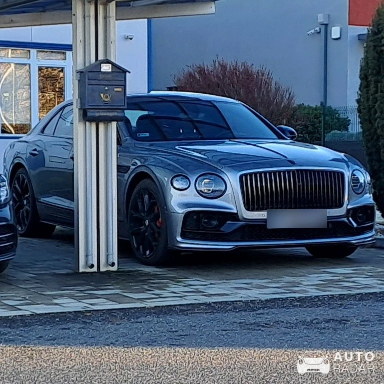 Bentley Flying Spur V8 S 2023 spotted in Szombathely