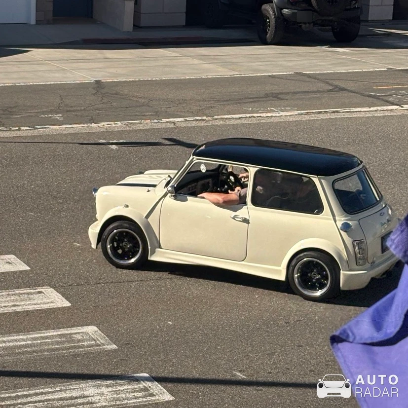 Austin Mini 1300 Cooper spotted in Hermosa Beach, United States