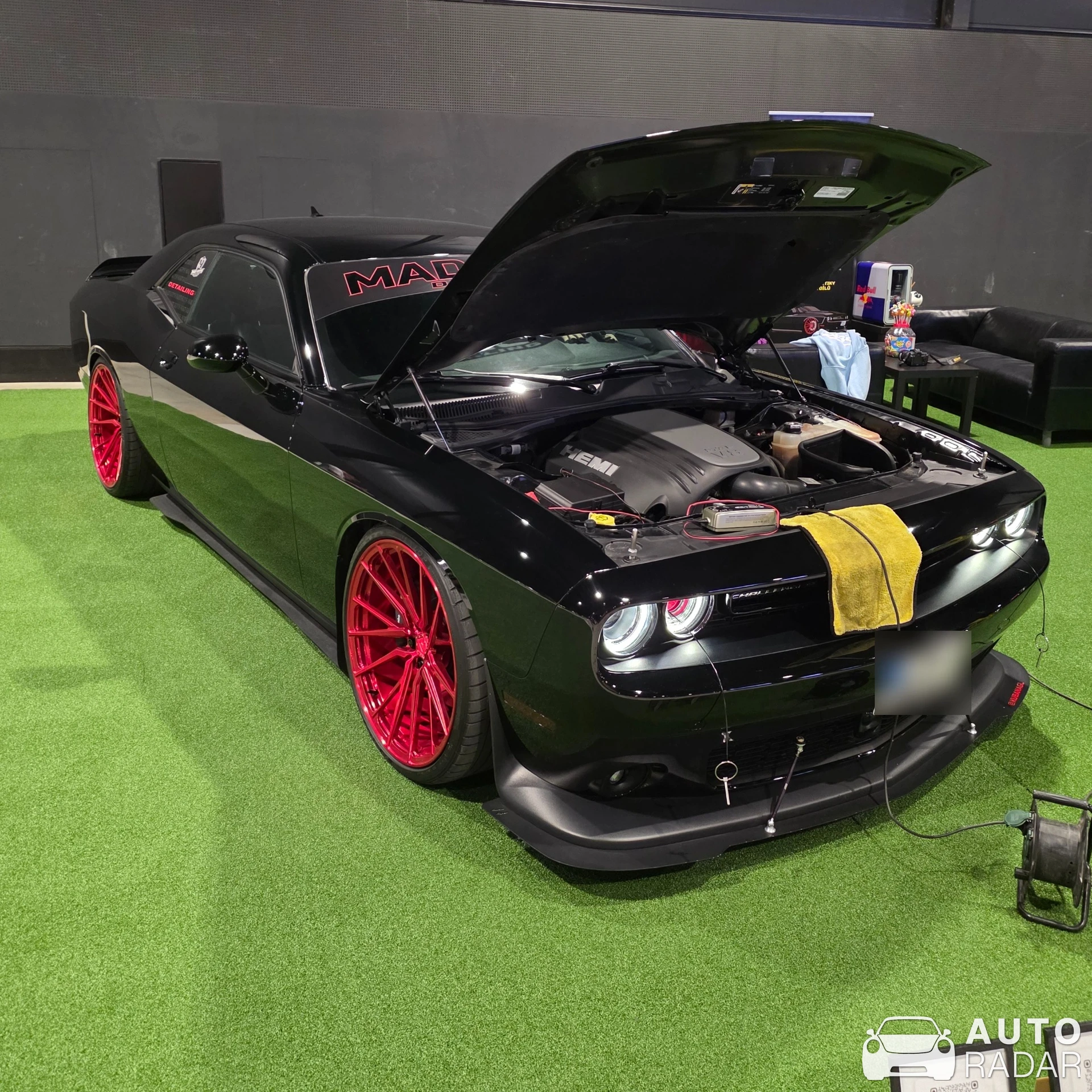 Dodge Challenger R/T Scat Pack spotted in Praha