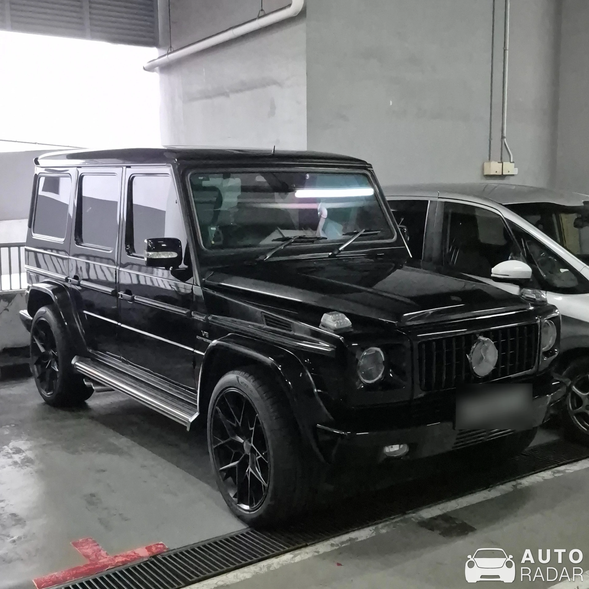 Mercedes-AMG G 55 spotted in Singapore