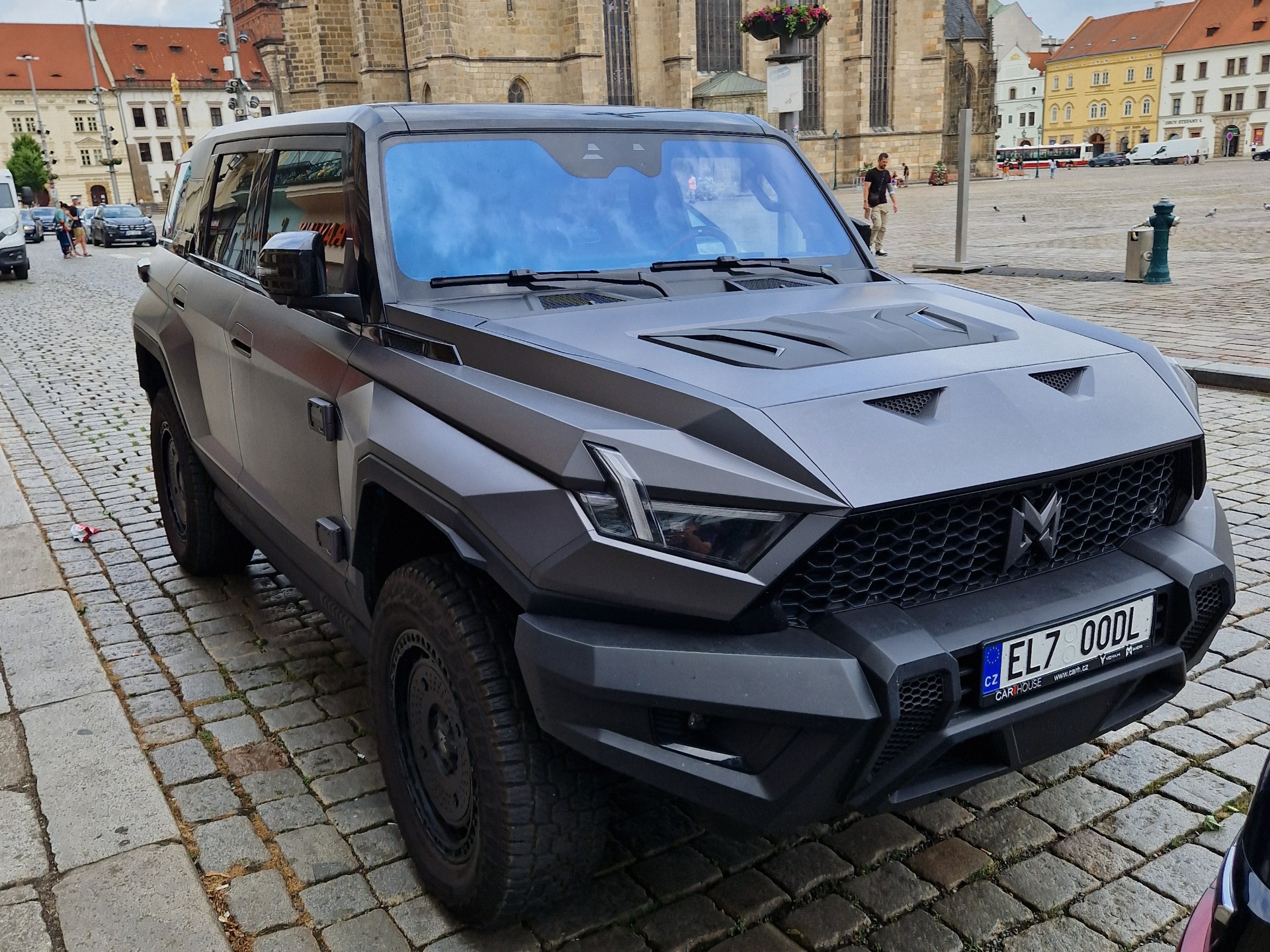 Dongfeng M-Hero 917