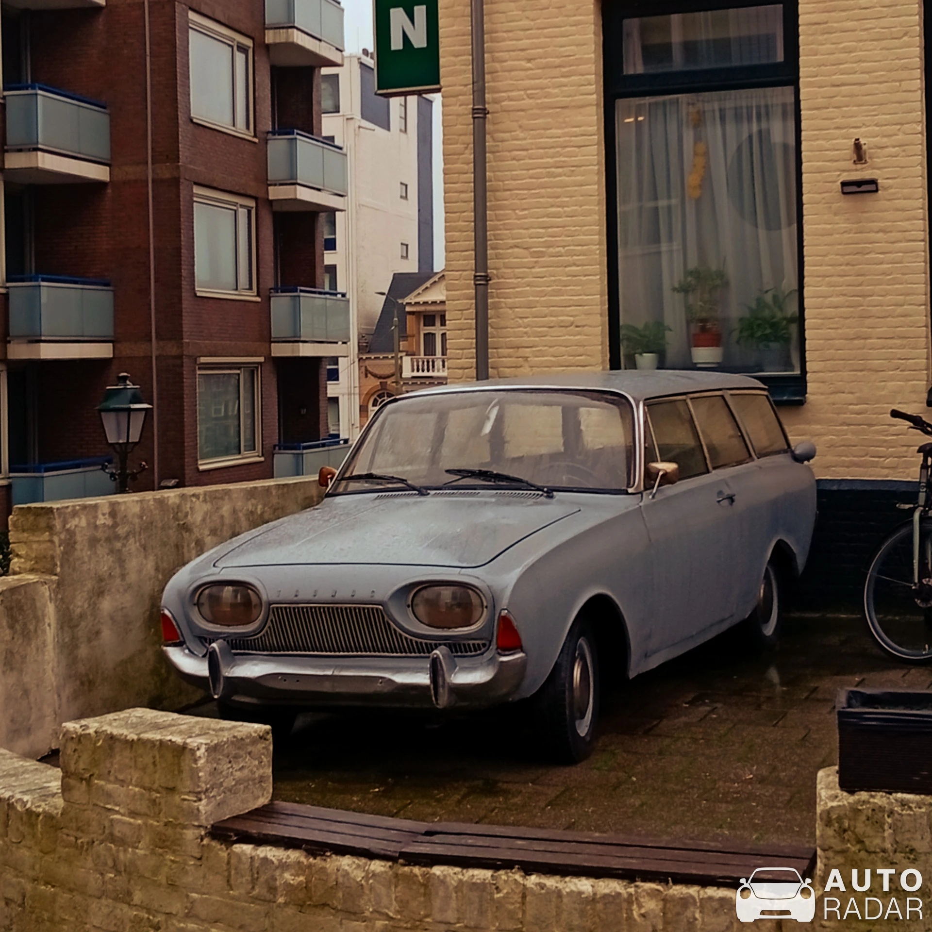 Ford Taunus 17M spotted in Den Haag