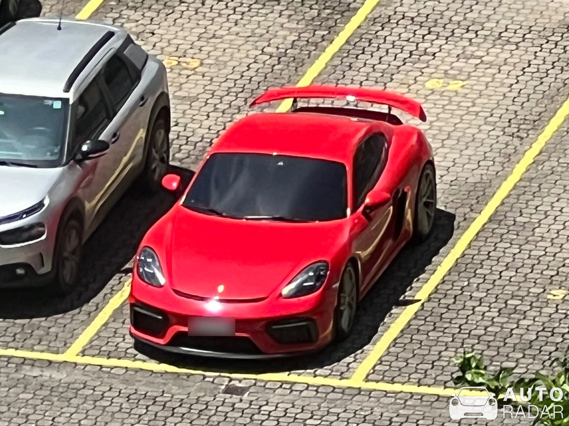 Porsche 718 Cayman GT4 spotted in Barra da Tijuca, Brazil
