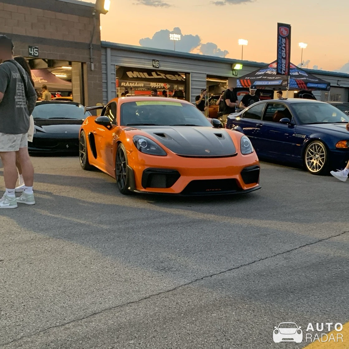 Porsche 718 Cayman GT4 RS spotted in Lebanon, United States