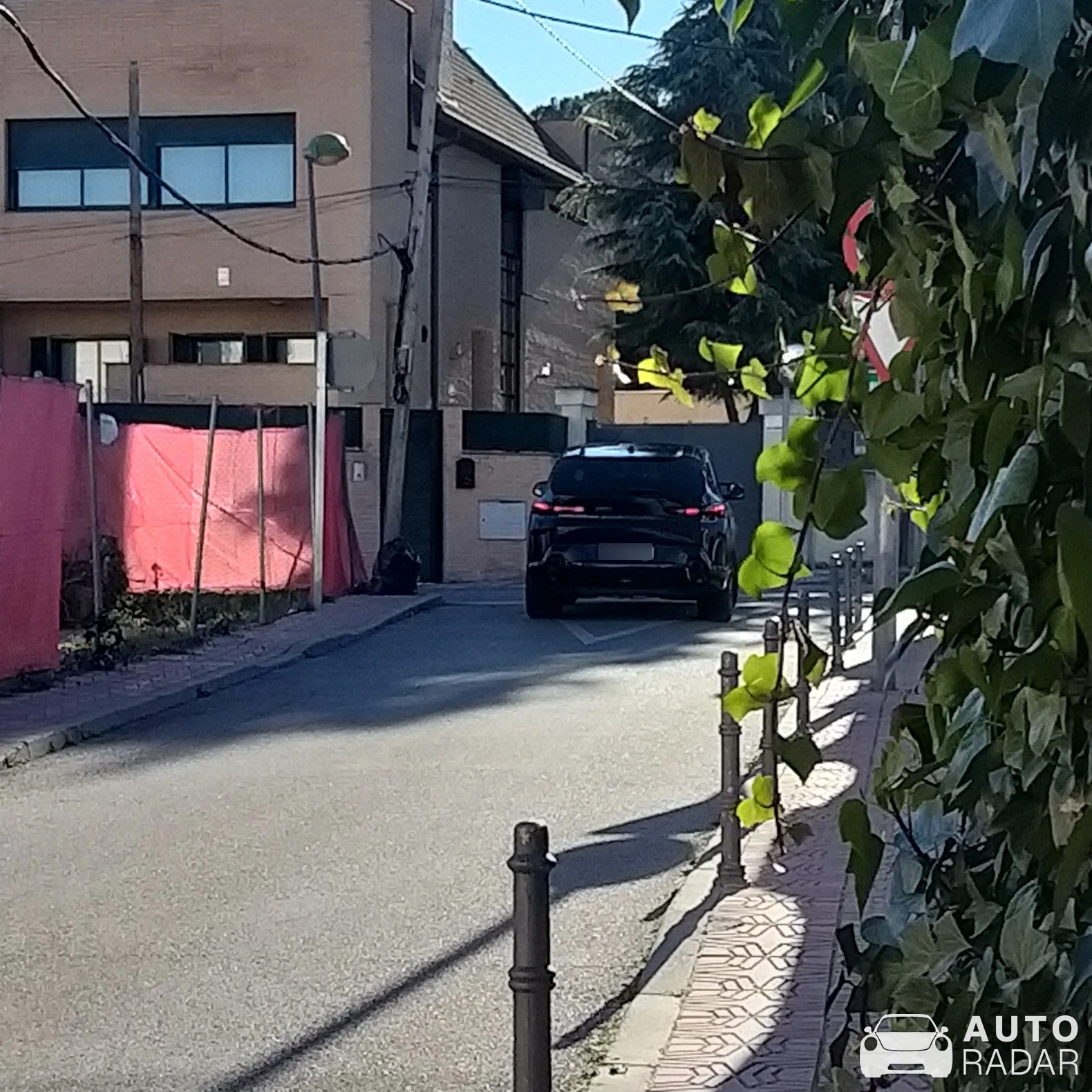 BMW XM G09 spotted in Pozuelo de Alarcón, España