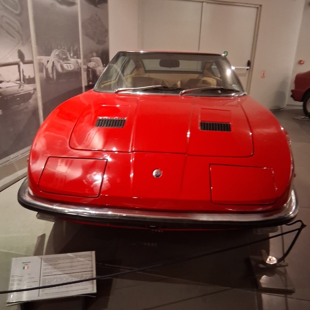 Maserati Indy 4200