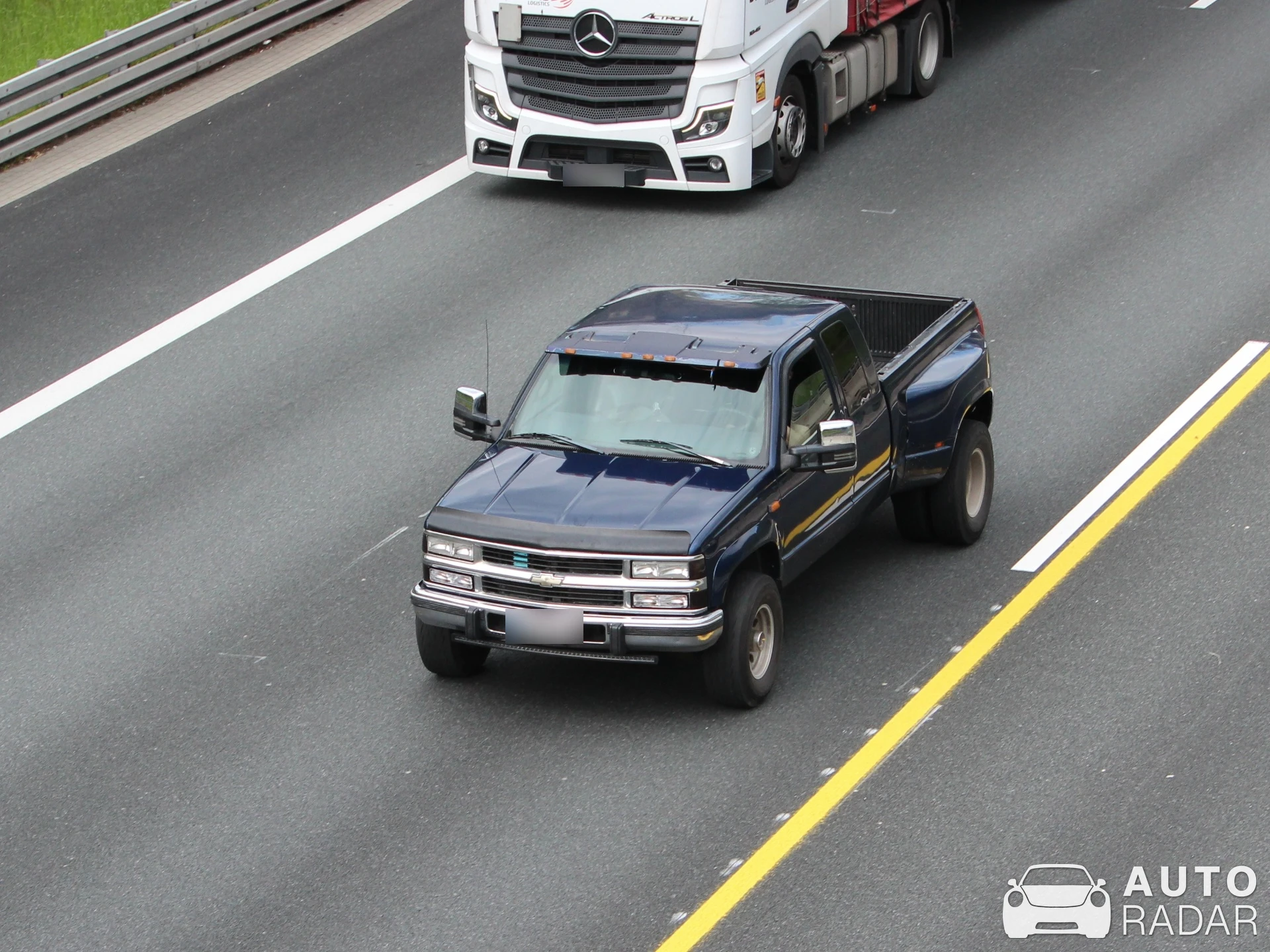 Chevrolet Silverado 3500 spotted in Chemnitz