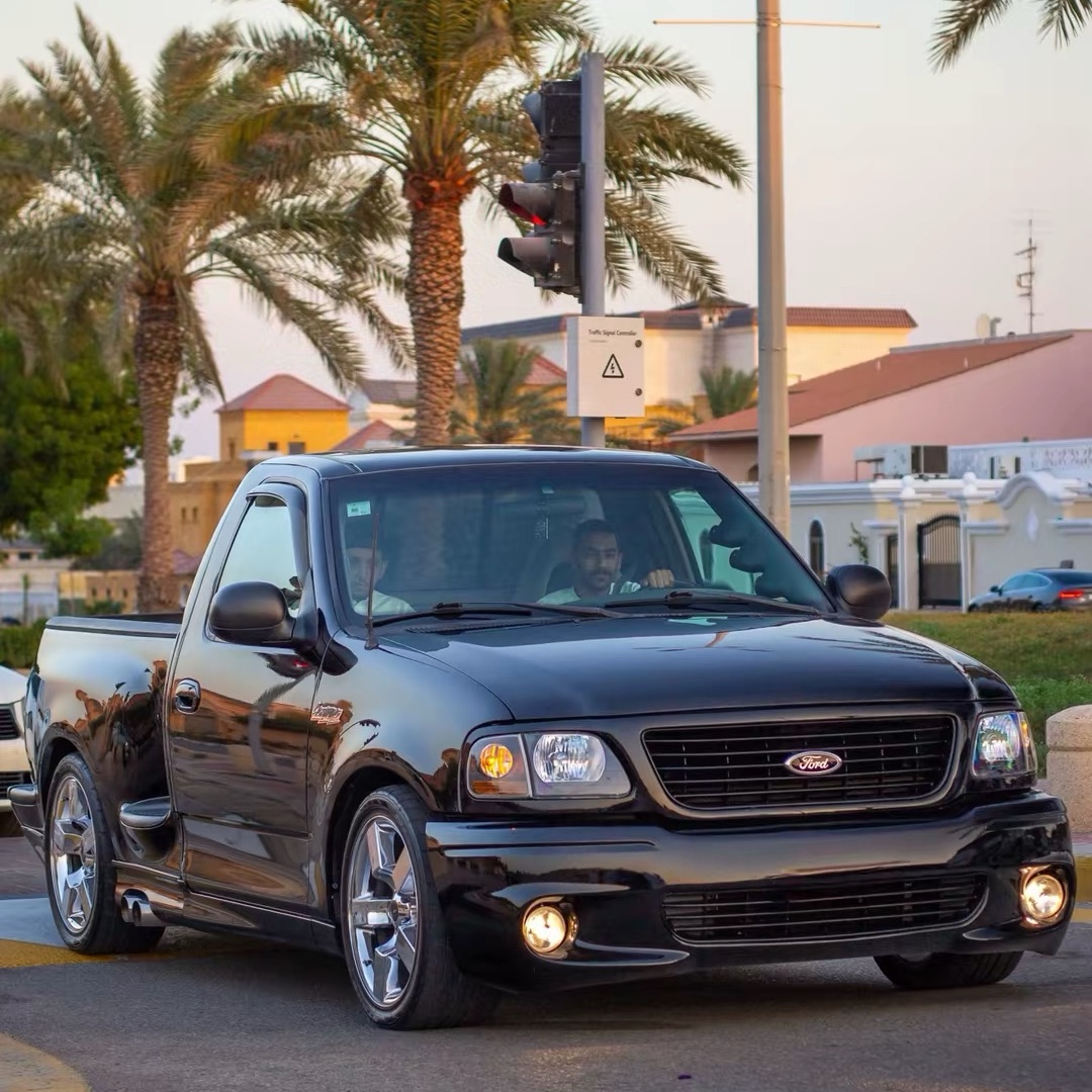 Ford F-150 SVT Lightning