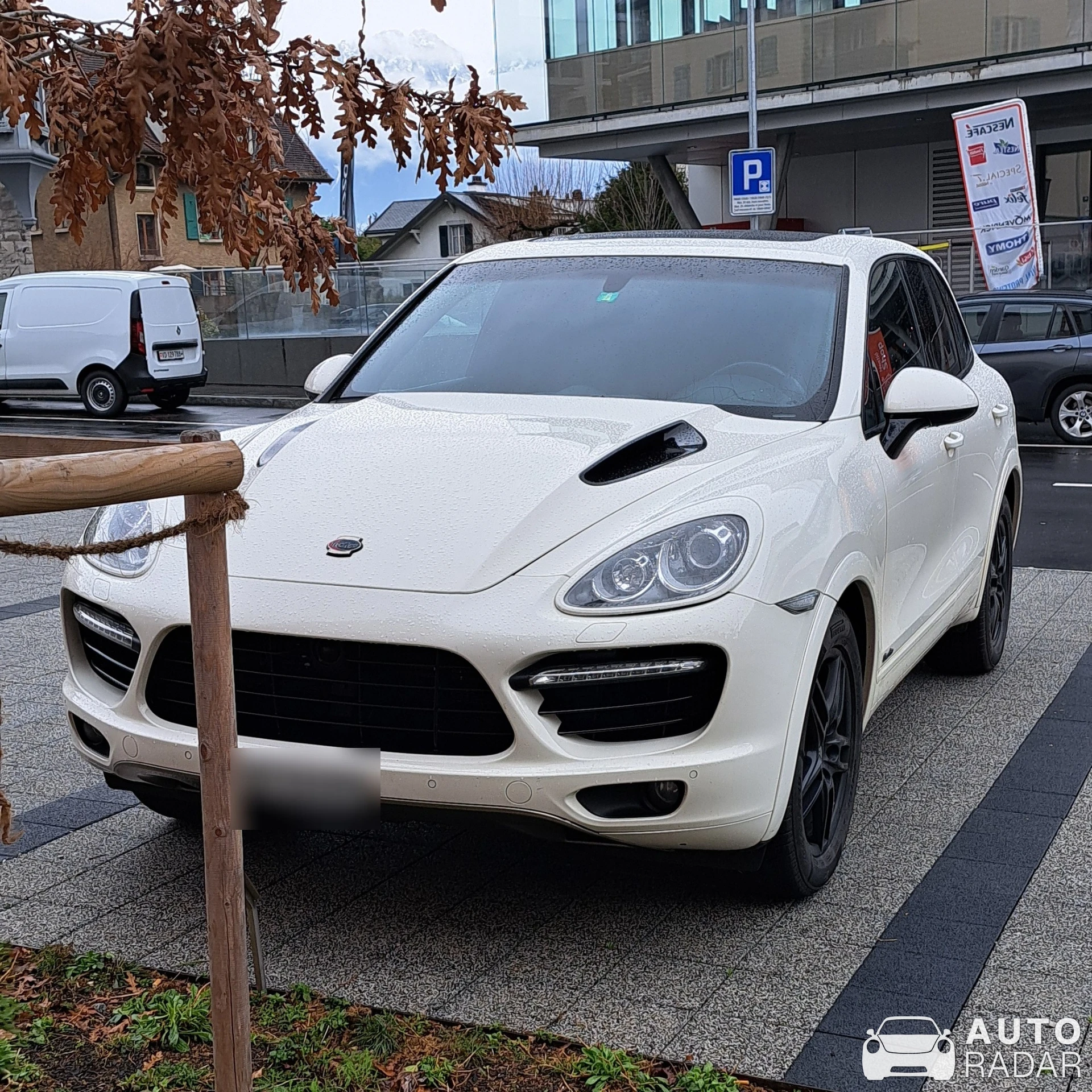 Porsche TechArt 985 Cayenne Turbo MkI spotted in La Tour-de-Peilz