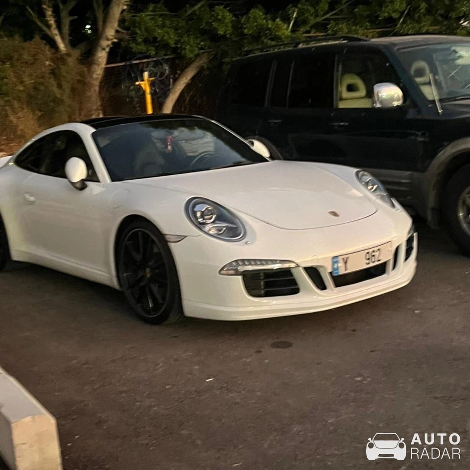Porsche 991 Carrera S MkI spotted in Sin El Fil, Lebanon