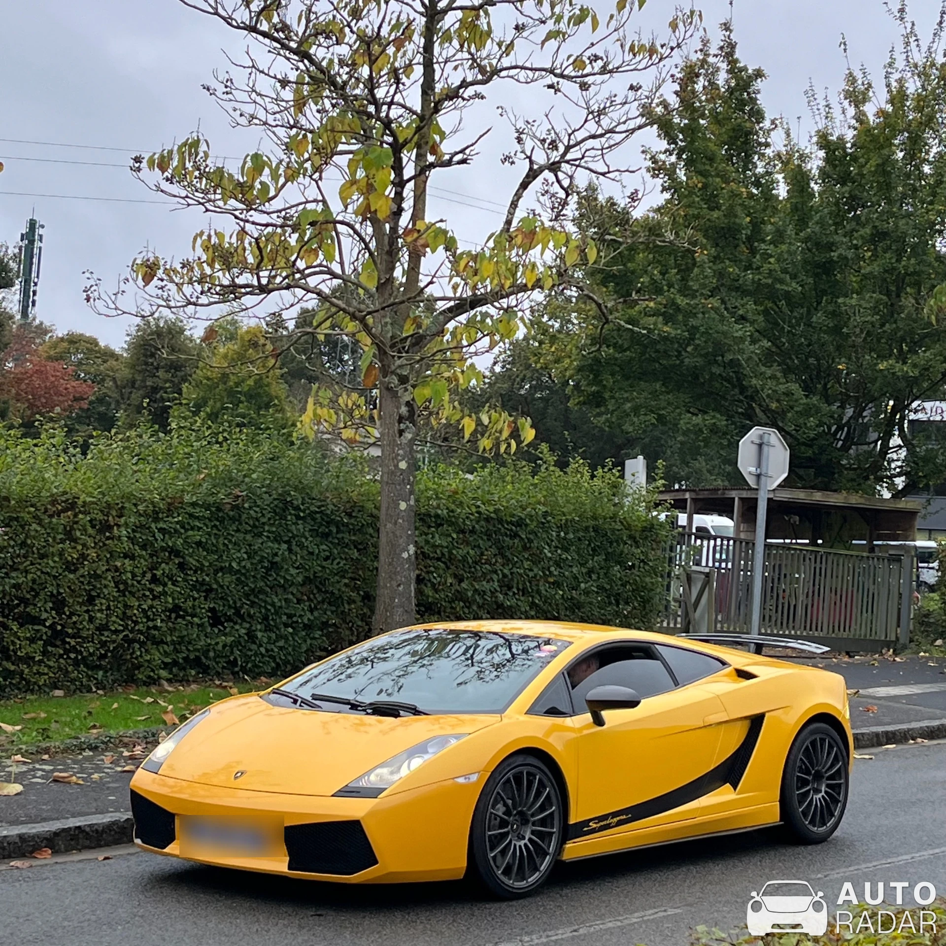 Lamborghini Gallardo LP550-2 spotted in Orvault, Franţa