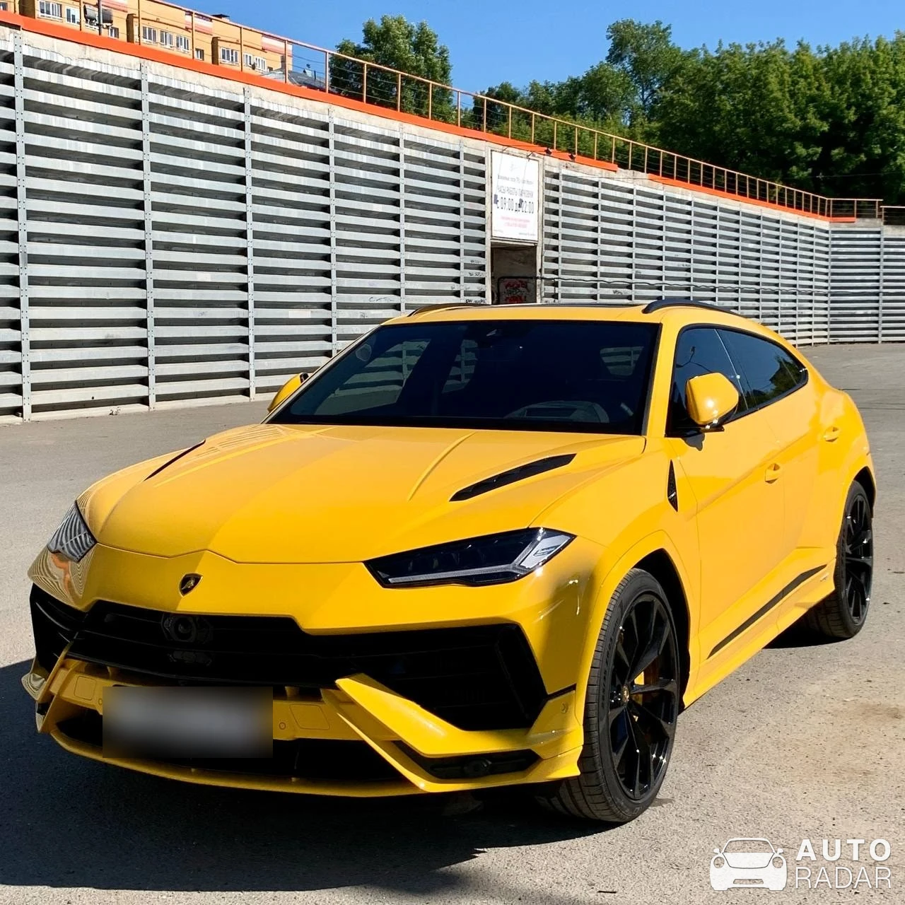 Lamborghini Urus spotted in Kirov, Russia